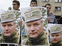 Serbia's tough choice: EU ot Mladic, the hero. 44520.jpeg