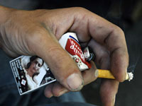 Cigarette packs to display graphic images as health warnings. 44695.jpeg