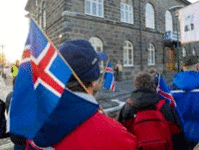 Iceland's economic miracle turns into default. 44006.gif