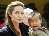 Angelina Jolie seeks to change son's last name to Jolie-Pitt