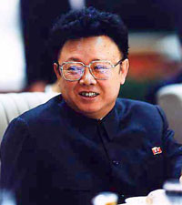 North Korea's Kim Jong-il meets China's foreign minister