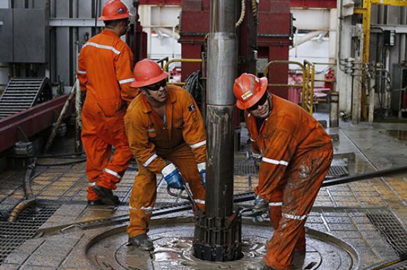 Russia and Venezuela to stabilize oil prices?. Oil prices decrease