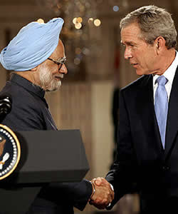 Bush, Indian premier announce agreement on nuclear deal