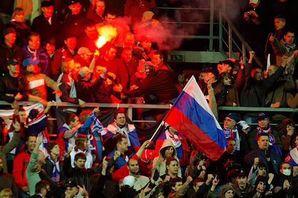 Western media accuse Russian soccer fans of heterosexuality. 58215.jpeg