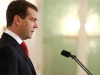 Medvedev Insists on Cooperation for Protection against Nuclear Threat