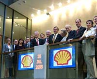 Shell wins permits to explore for gas off northwestern Australia