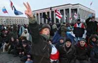 Belarusian police clash with demonstrators as opposition marches against president
