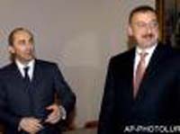 Armenia, Azerbaijan leaders meet in France