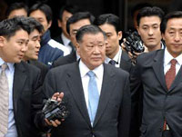 Hyundai Motor Chairman’s prison term suspended