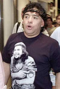 Italy police arrest Maradona in airport for 2006 transit accident