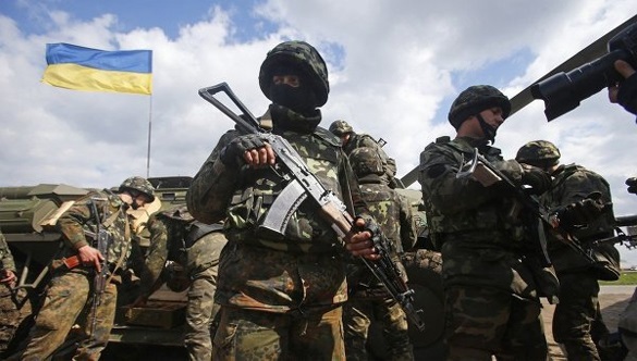 Poroshenko gets ready for war under the guise of peace talks. 54299.jpeg