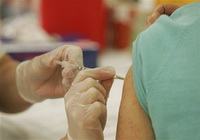 Americans Question Safety of Swine Flu Vaccine