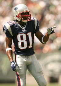 Charges against Randy Moss dropped