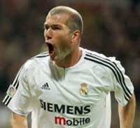Zidane returns to his parents' country of birth