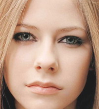 Avril Lavigne denies plagiarism