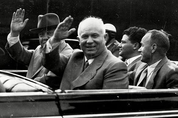 Khrushchev vs. Stalin: Dwarf vs. Giant. Nikita Khrushchev