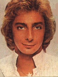 Barry Manilow to undergo hips surgery