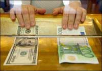 Dollar hits record low against euro