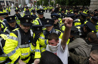 Irish met Queen Elizabeth protests. 44367.jpeg