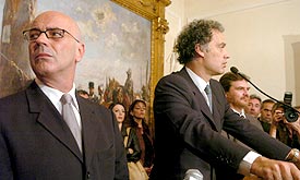 Buenos Aires mayor, Anibal Ibarra (right)