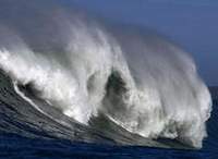 United States' Atlantic Coast prepares for killer waves