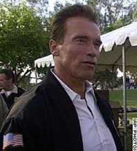 Schwarzenegger likens proposed border fence to Berlin Wall