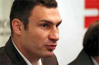 Boxer Vitali Klitschko runs for Kiev’s mayor