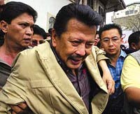 Former Philippine President Estrada freed after 6-year detention