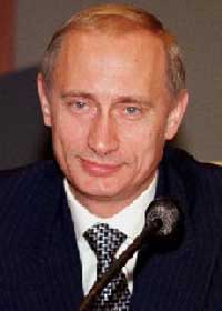 Putin enjoys huge popularity, but Russians want changes in 2008