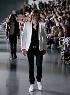 Paris menswear ends with question mark at Dior