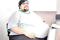 Unemployed man makes the state pay for his weight-reduce operation