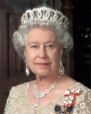 Queen Elizabeth II opens colonnade at Sydney Opera House