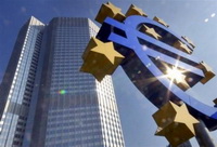 ECB Keeps Interest Rates at Record Low of 1%
