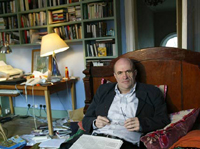 Colm Toibin wins IMPAC literary prize for novel 