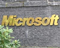 Microsoft acquires CareerBuilder.com stakes