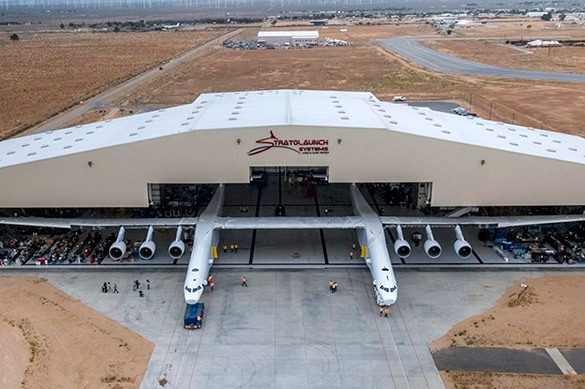 USA's Stratolaunch aircraft appears to be ripoff of USSR's Hercules project. 60634.jpeg