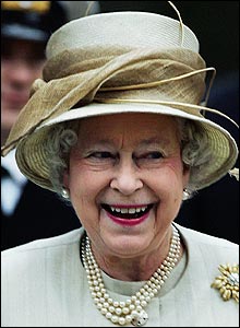 Queen Elizabeth II travels to Australian capital