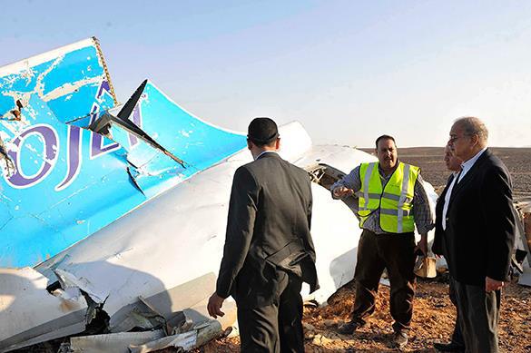 Air crash in Egypt: Was the Russian plane shot down?. Russian plane crashes in Egypt