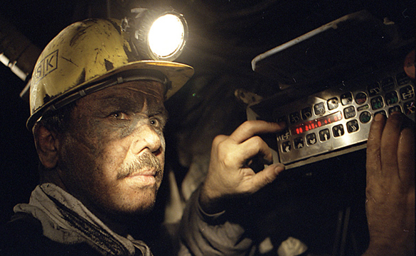 Explosion rips through Donetsk mine - over 100 likely to be killed. Zasyadko coal mine disaster in Donetsk