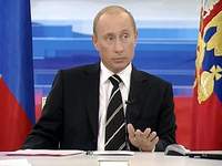 Putin not running for third-term presidency in 2008 despite immense popularity