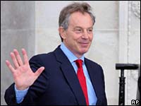 Tony Blair and his wife Cherie to make 80 million dollars on lectures and book deals