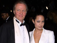 Angelina Jolie Came in Touch With Her Dad