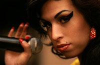 Amy Winehouse released from London hospital