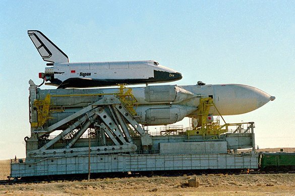 Space Shuttle Buran: Greatest technological achievement lost in time. Space Shuttle Buran