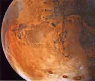 U.S. scientists process more photos from Mars orbiter