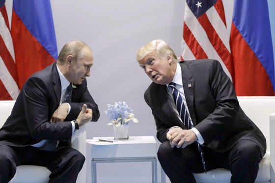 Putin-Trump meeting in Hamburg: Masters of judo and business look satisfied. 60808.jpeg