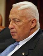 Ariel Sharon undergoes minor procedure to remove fluid from his stomach