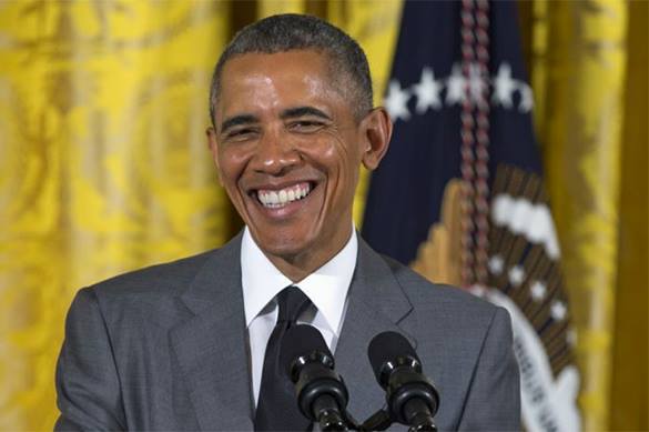 Obama laughs at question whom US bombs. Video. Obama