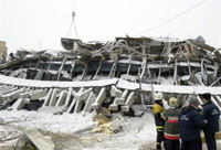 Death toll in Moscow market roof collapse reaches 57, including 1 child