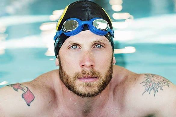 James Lawrence swims, cycles and runs over 50 States in 50 days. Lawrence